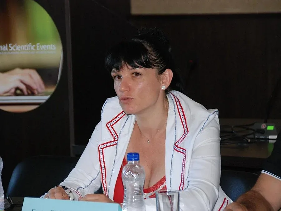 Проверявайте заведенията, но не пред гостите