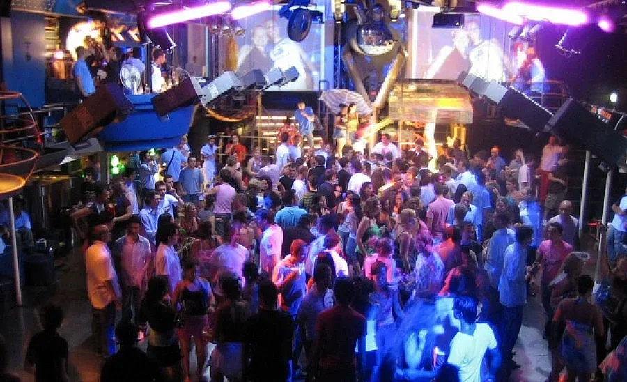 Проверки по заведенията в Слънчев бряг и тази нощ 