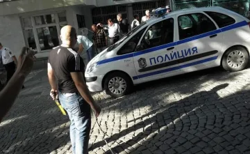 Откриха таткото на изоставеното дете