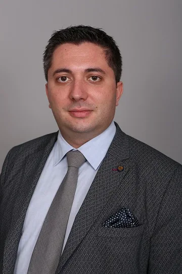 Вето на Румен Радев спъва магистрала "Струма"