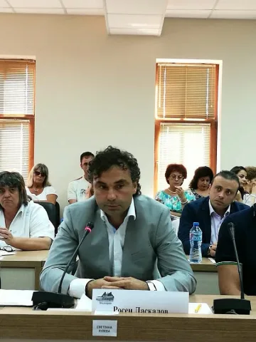 ОТ ДИСКУСИЯТА ЗА ЧРД НА "СТАНДАРТ": Строят писта за Формула 1 край Бургас