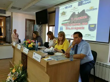 ОТ ДИСКУСИЯТА ЗА ЧРД НА "СТАНДАРТ": Созопол си иска островите Свети Иван и Свети Кирик