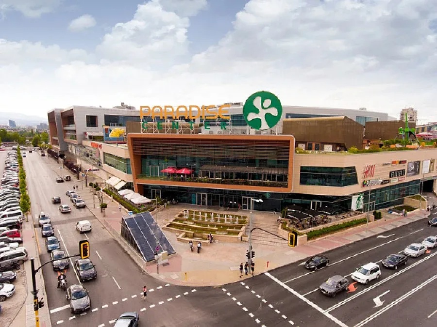 Дъждът преля в метростанция "Витоша"