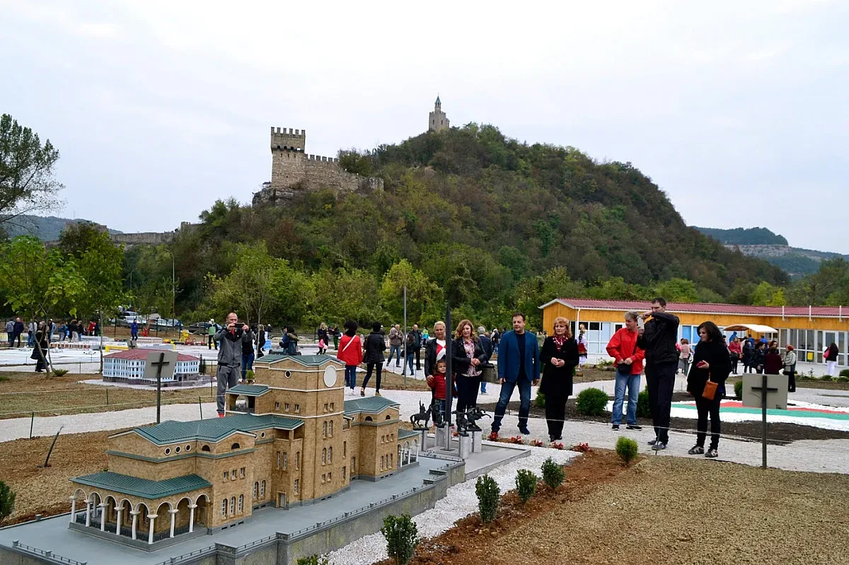 Изумително! Наш град пази всички атракции на България