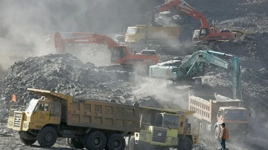 Наводнение в диамантена мина отнесе 16 човека