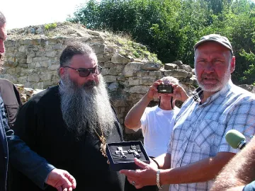 Митрополит Йоан благослови разкопките в Мисионис