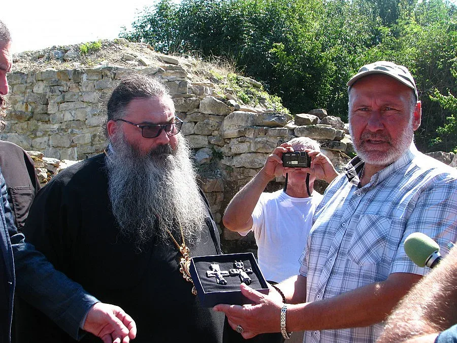 Митрополит Йоан благослови разкопките в Мисионис