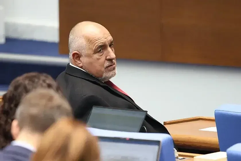 Борисов отвърна на дерибеите, прати ги при премиера