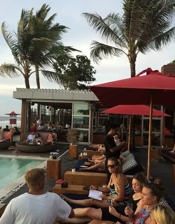 Как таушанчето* влезе в училище