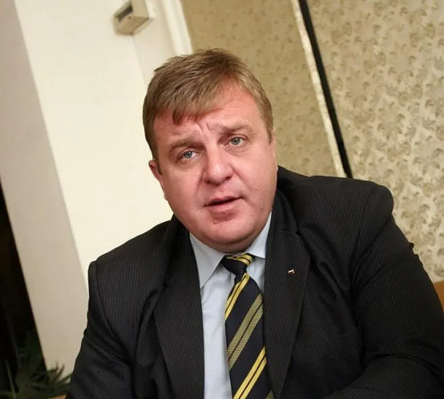 Каракачанов: Защо да делим Гоце Делчев, той е герой на един народ /ОБНОВЕНА/