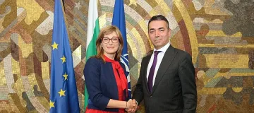 Македонският външен министър: Благодаря, Екатерина, страхотна работа