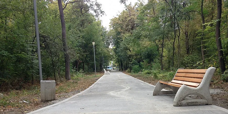 Фарс! След 6 дни полицията се сети да търси куршума в "Лаута"