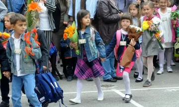 Разпределят първолаците според уседналостта на родителите