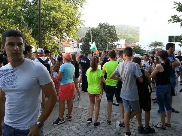 Протест в Асеновград блокира пътя Пловдив-Смолян