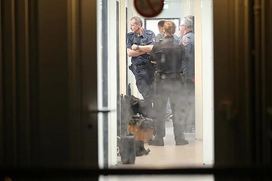 Касапинът от Хамбург трябвало да бъде депортиран