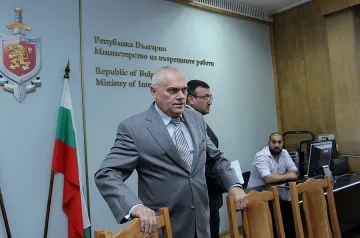 Двойните глоби не стряскат джигитите