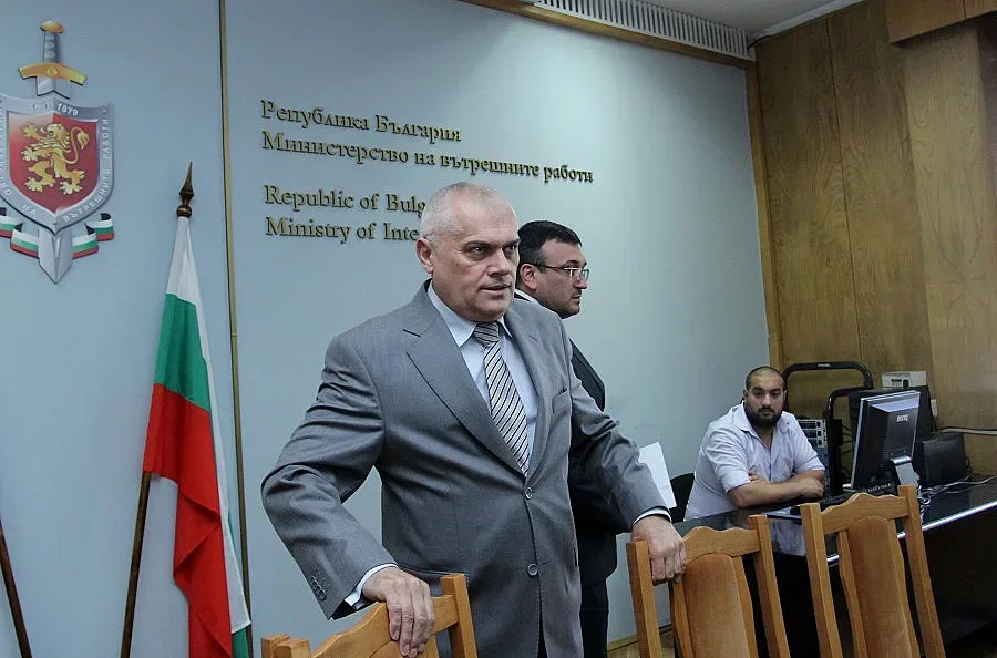 Двойните глоби не стряскат джигитите