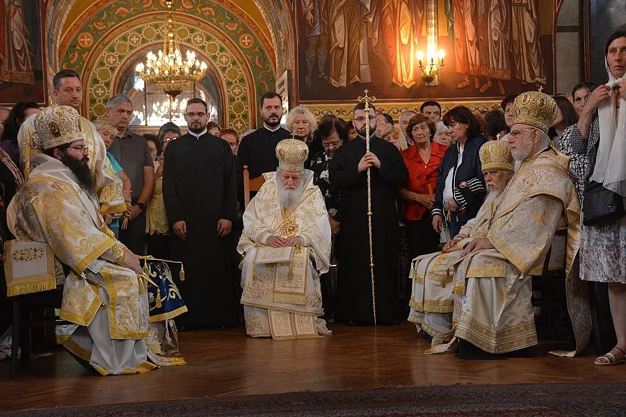 Св. Пантелеймон укрепи православното единство