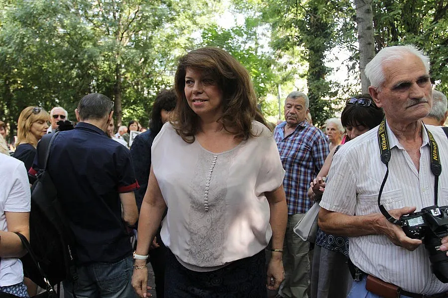 Йотова: Трябват пътища до историческите паметници в Плиска и Преслав