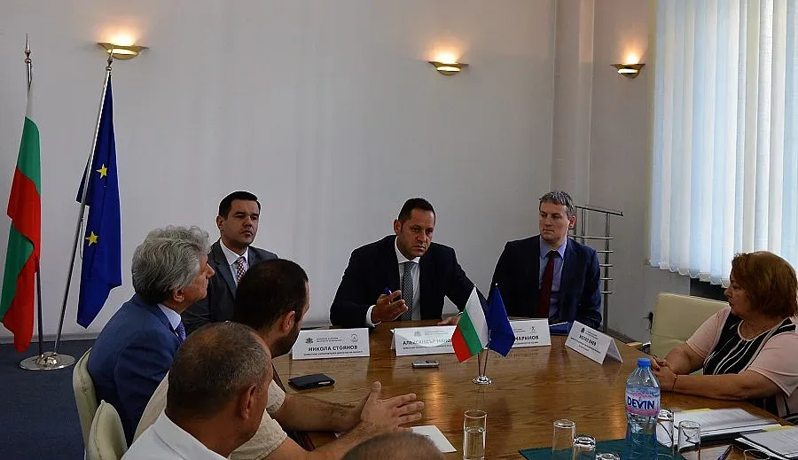 Разработиха правила за дуално обучение