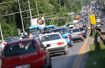 Махат вълните от асфалта на "Орлов мост"