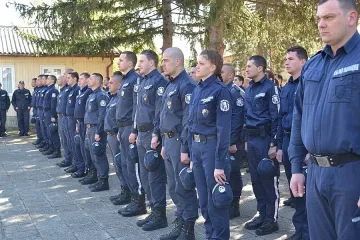 Полицаите ще делят 17,5 млн. за униформи