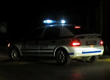 Непълнолетен крадец на коли си устрои гонка с полицията