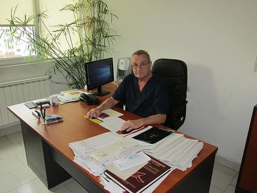 Нотариус Механджийска и дъщеря й били влачени по земята