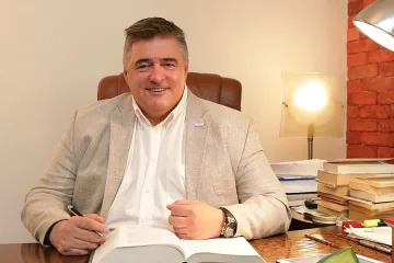 Нотариус Танев: Отказът на подпис не е фатален