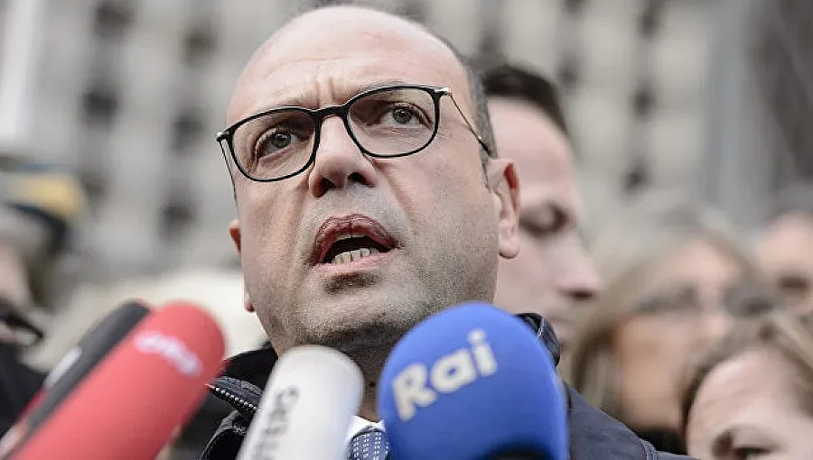 Външните министри на Италия и Франция са обсъдили кризата с миграцията в Европа