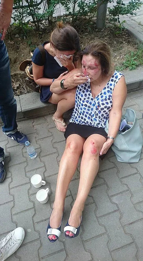 Пребиха нотариус и майка й насред София