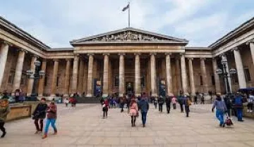 Евакуират Британският музей