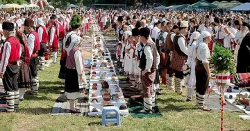 Атакуват Гинес със старовремска сватба