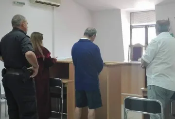 Биячът на бременната получи "задържане под стража"