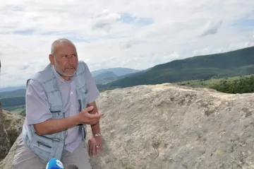 Проф. Овчаров: Перперикон бе една гора преди 18 г. 