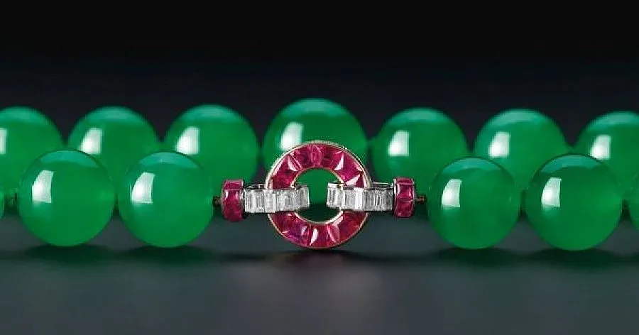 Колие за $23,4 млн.