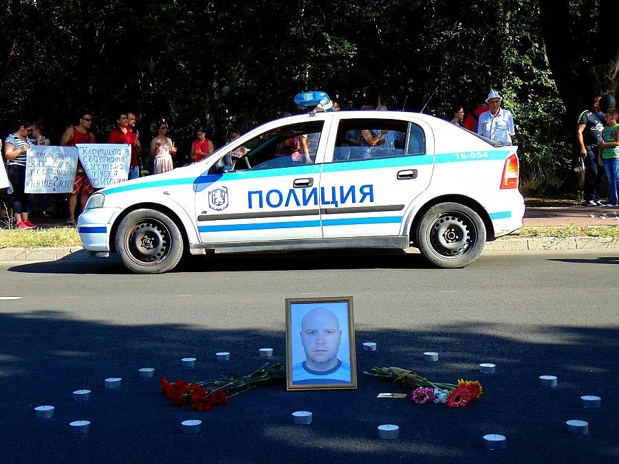 6 града на протест срещу убийствата по шосетата