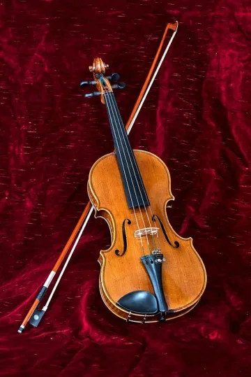 Цигулка на два века слушат в Белоградчик