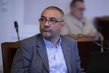 Чорбанов с 2 предложения за предпазване на децата от тормоз в нета