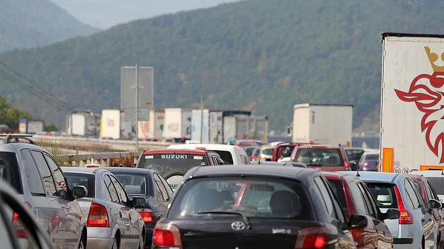 Задимяване на "Тракия" край Ихтиман