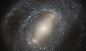 Засякоха странни сигнали от звезда