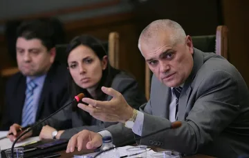 Министър Радев не вярва, че има 77 родни терористи