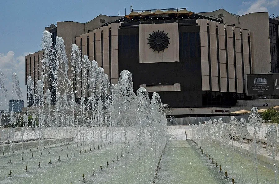 Разпитват трима министри за НДК