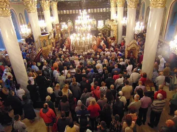 Митрополит Николай призова политиците да не продават родна земя на чужденци