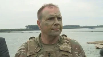 Командир от НАТО у нас: Трябва военен "Шенген"