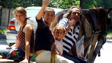 Бутат 14 къщи в гетото в Асеновград