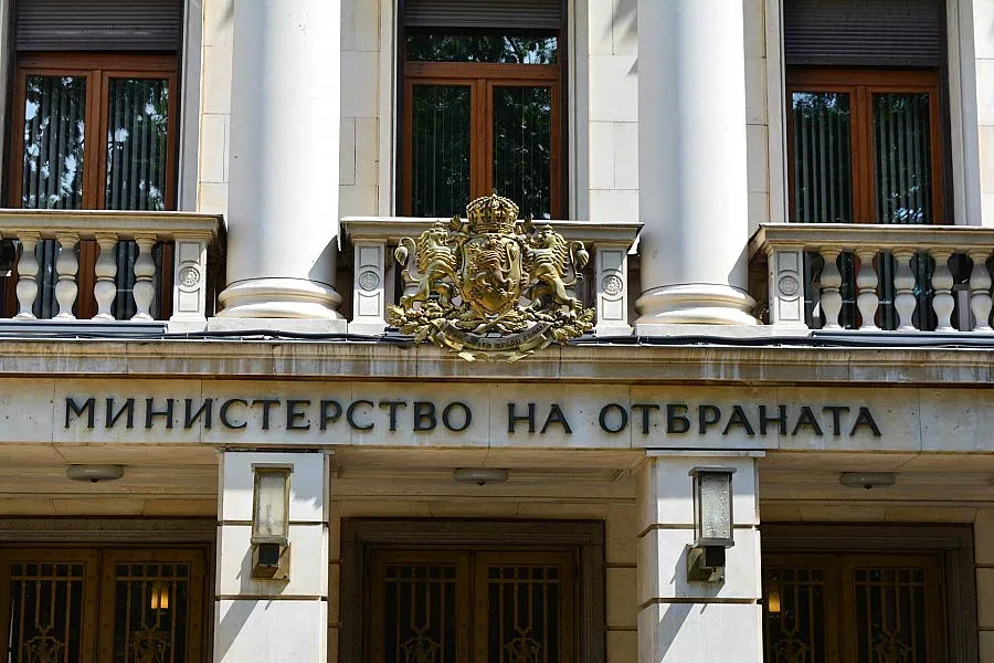 Разпитват трима министри заради новите самолети