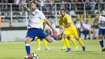 Освободиха арестуваните левскари след 0:1 от "Хайдук"