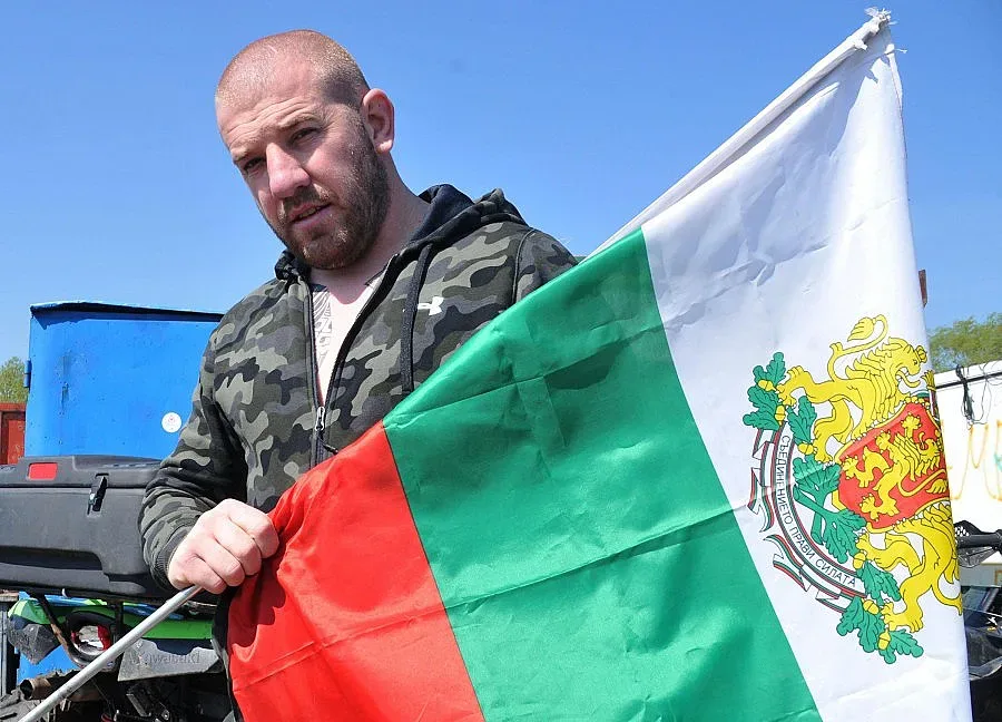 Арестуваха Динко за побой