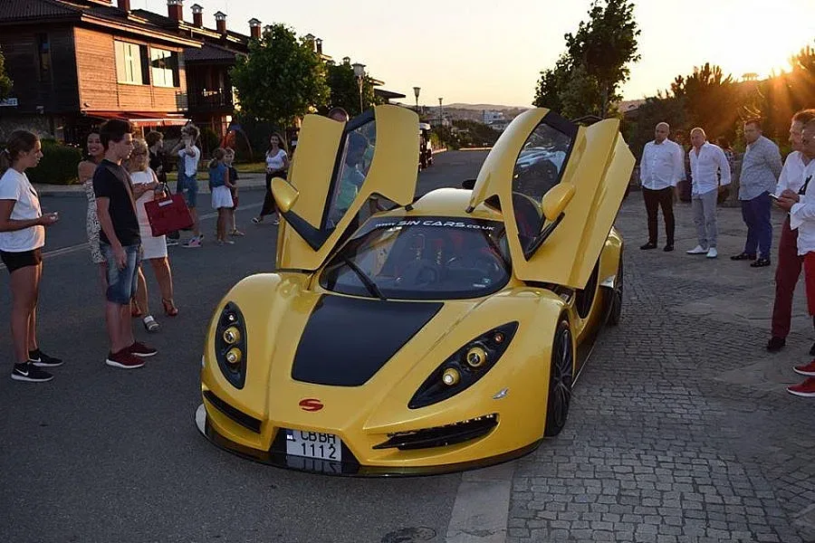 Представиха родна суперкола